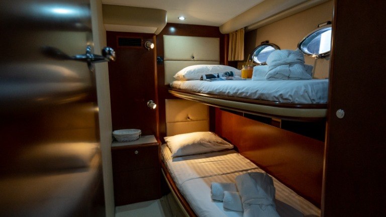 twin room on princess boat